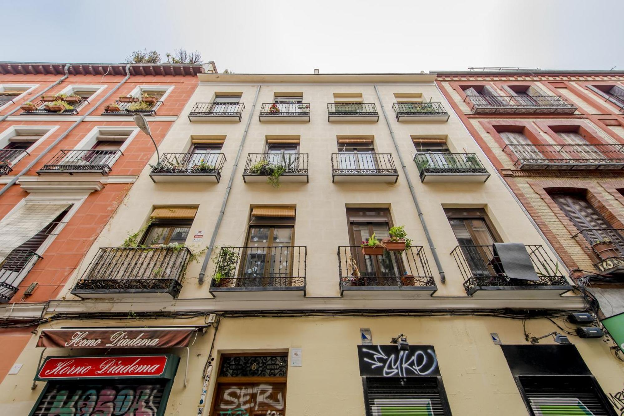 New Apt De 7Pax En El Corazon De Malasana Madri Exterior foto
